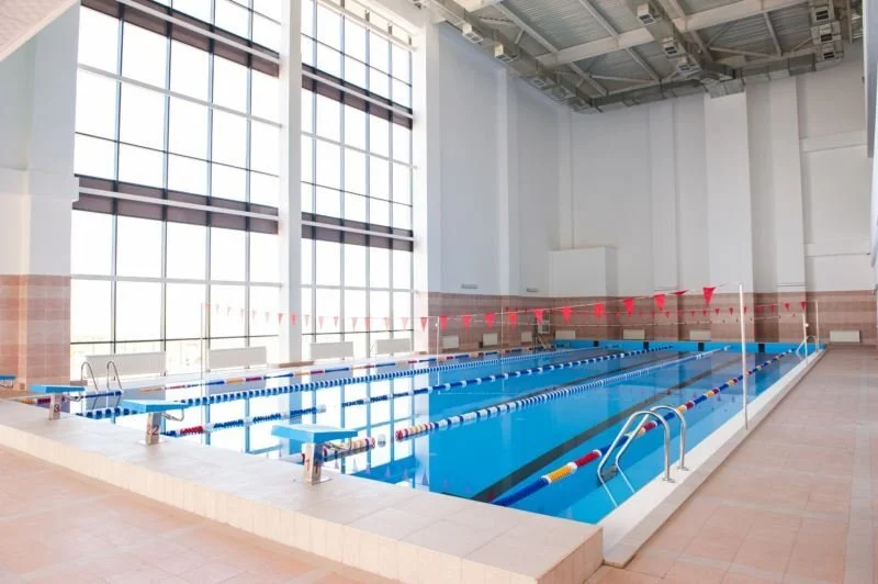 25 m pool