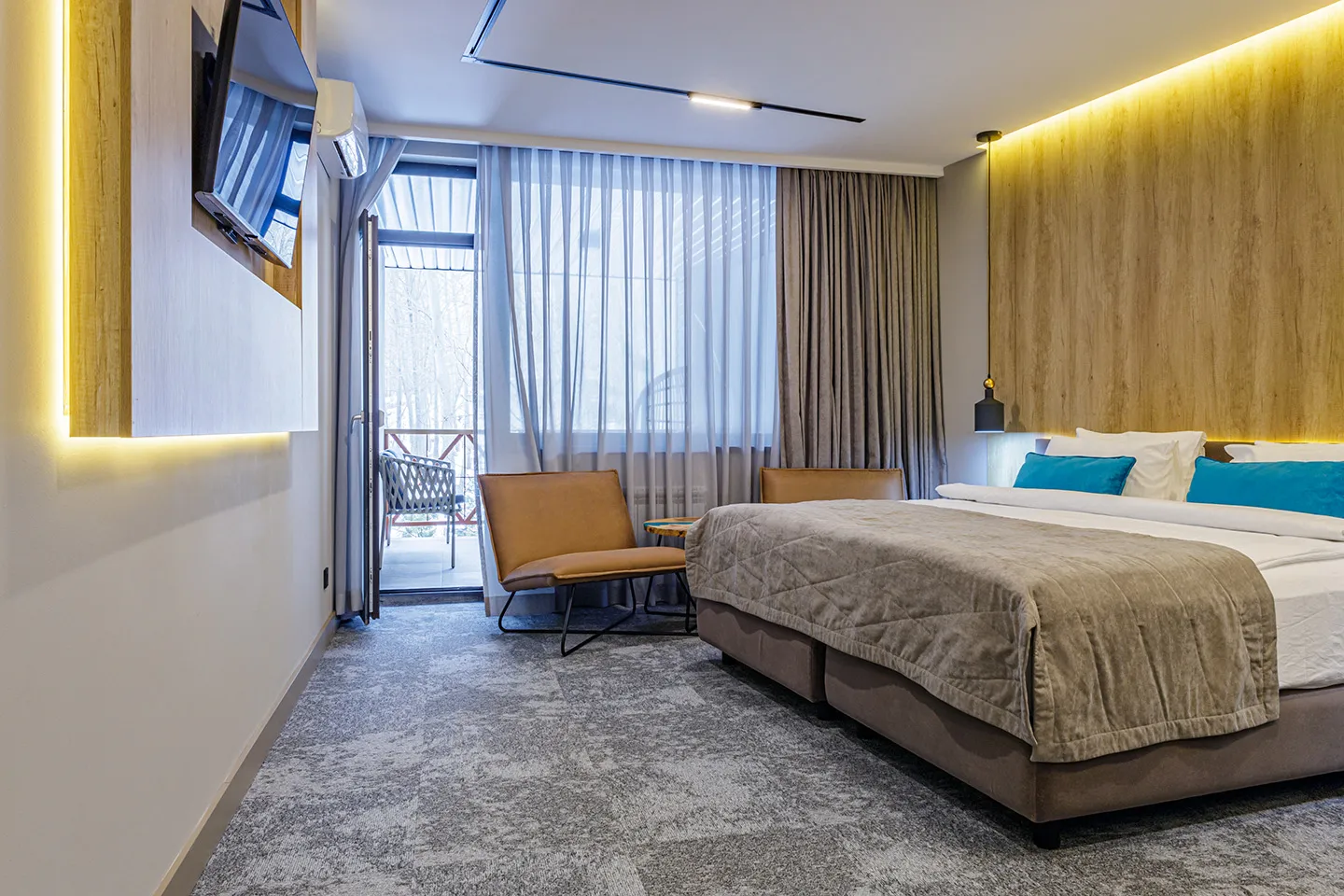 Modern double room